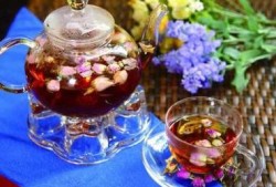 备孕期间能喝玫瑰花茶吗（备孕期间能喝玫瑰花茶吗女性）
