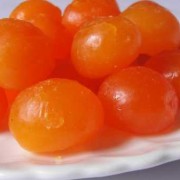 孕期吃太咸有哪些危害（咸蛋黄吃了有什么好处坏处）