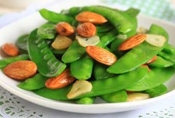 孕妇吃什么菜对胎儿好（孕妇吃什么菜对胎儿好）