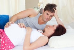 孕期4个月（孕期4个月能性生活吗）