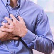 怀孕期间憋气（怀孕胸口闷怎么回事）