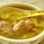孕期煲汤食谱（孕期煲汤食谱大全及做法）