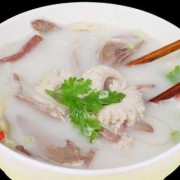孕晚期吃什么不长胎儿（孕晚期可以吃牛，羊肉吗）