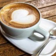 孕期天天喝奶茶（怀孕两个多月经常喝奶茶会怎样）