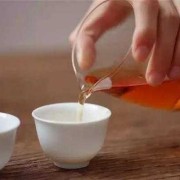 有人说怀孕不能喝茶喝了后宝宝会变黑是不是啊,孕妇喝茶胎儿会变黑吗图片