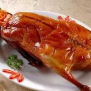 孕期吃鹅肉（产妇可以吃烧鹅吗？烧鹅有哪些营养呢）