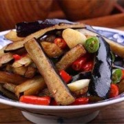 孕期吃茄子对胎儿好吗（孕妇吃茄子会流产吗）
