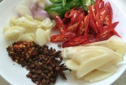 怀孕能吃葱姜蒜吗？孕期时候饮食要注意些，可以做菜时候加点,孕期饮食搭配表