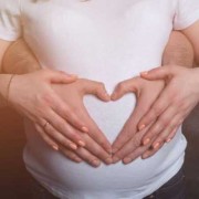孕妇摸肚子对胎儿有什么危害吗（孕妇摸肚子对胎儿有什么危害吗）