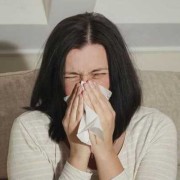 怀孕期间鼻炎怎么治（怀孕期间鼻炎怎么治疗）