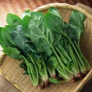 孕妇吃菠菜对胎儿好吗（菠菜保胎还是滑胎）