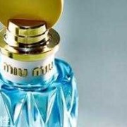孕妇可以使用香水吗,孕期能喷香水吗有影响吗