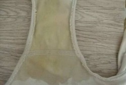 孕期漏羊水（漏羊水的症状）
