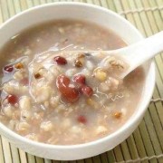 孕期可以吃八宝粥吗（孕期可以吃八宝粥吗对宝宝有影响吗）