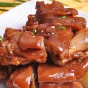 孕妇吃卤猪蹄对胎儿好吗（孕妇吃卤猪蹄对胎儿好吗有影响吗）