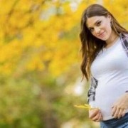 孕晚期胎儿腿短的原因（孕晚期胎儿腿短的原因是什么）