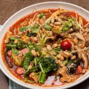 怀孕期间可以吃麻辣烫吗（怀孕吃麻辣烫可以吗?我怀孕12周多了，哪些食物是孕妇绝对不能吃的呢）