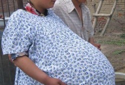 孕妇生殖器疱疹对胎儿（孕妇患了生殖器疱疹可以顺产吗）