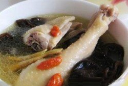 备孕期间喝什么汤好（备孕女人要吃什么补身体的汤更好）