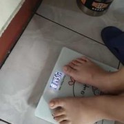 怀孕不胖反而瘦了，正常吗,整个孕期瘦了10斤正常吗