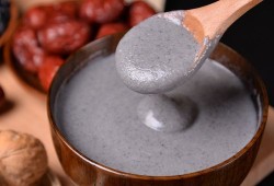 孕期吃黑芝麻糊（孕期吃黑芝麻糊的功效与作用）