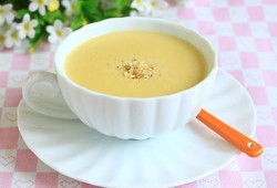 宝宝几个月脑子长完整，宝宝多吃哪些食物可以补脑,胎儿补脑吃什么