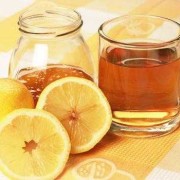孕期能喝柠檬蜂蜜水吗（孕期能喝柠檬蜂蜜水吗）