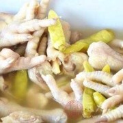孕妇吃鸡爪对胎儿好吗（孕妇可否吃酸辣鸡爪?怀孕之后一直没什么胃口，婆婆自己弄了酸辣的鸡爪，不知道能不能吃呢）