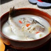 孕妇喝鱼汤对胎儿有什么好处（孕妇喝鱼汤对胎儿有什么好处吗视频）