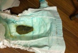 7个月胎儿（七个月小孩拉什么样屎正常）