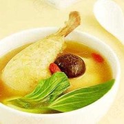怀孕吃鸡肉对胎儿好吗（怀孕初期吃鸡肉流产了）