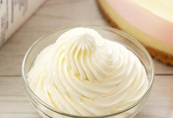 哺乳期奶油能不能吃,孕期可以吃奶油吗?