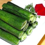 孕期能吃黄瓜（坐月子可以吃黄瓜么？月子黄瓜怎么吃）