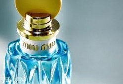 孕期可以用香水吗（孕妇可以天天闻香水吗？听说香水里含有麝香会不会导致流产）