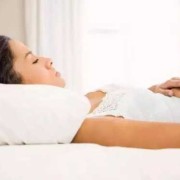 哺乳期乳房胀痛，请问能热敷吗,屁股热敷影响胎儿吗视频