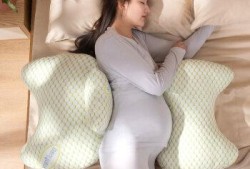 胎儿侧卧位（孕妇侧睡枕有用吗）