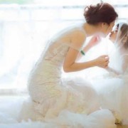 妈妈和女儿的亲子照朋友圈怎么发,孕期亲子照配文字简短