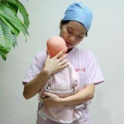 胎儿十个月（宝宝十个月还要抱着怎么办）