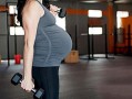 孕期如何控制体重（孕妇该怎样控制体重的呢?怀孕8个月时候了，到底怎样合理控制体重的呢）