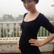 怀孕六个月肚子老是硬硬的，怎么回事,怀孕期肚子硬怎么回事