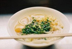 孕期咳嗽食疗（孕妇咳嗽有痰可以吃面条吗？吃些啥对止咳好）