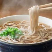 怀孕爱吃面食可以吗,孕期喜欢吃面条生男生女