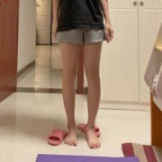孕期上身变胖（上身胖、腿特别细，这样的体型正常吗）