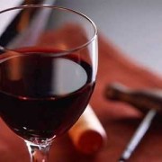孕妇可以喝红酒吗,怀孕初期喝红酒对胎儿有影响吗视频