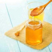 孕妇吃蜂蜜对胎儿有什么好处（怀孕天天喝蜂蜜水好吗？喝蜂蜜水对孕妇好吗）