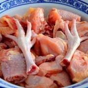 怀孕吃鸡肉对胎儿好吗（怀孕初期吃鸡肉流产了）