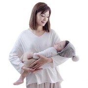 胎儿八个月图片（八个多月的宝宝，为何那么粘妈妈，谁也不要抱）