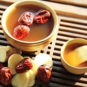 孕期吃什么胎儿头发好（孕期吃什么胎儿头发好眼睫毛长）