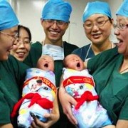 如何生双胞胎儿子（生双胞胎儿子是有福气吗）