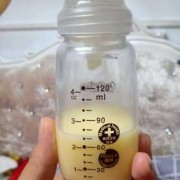 孕期奶水什么颜色（我想问一下、孕妇初乳是什么颜色）